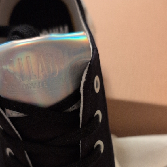 Palladium Women's Black and Cream Sneakers - Picture 2 of 5